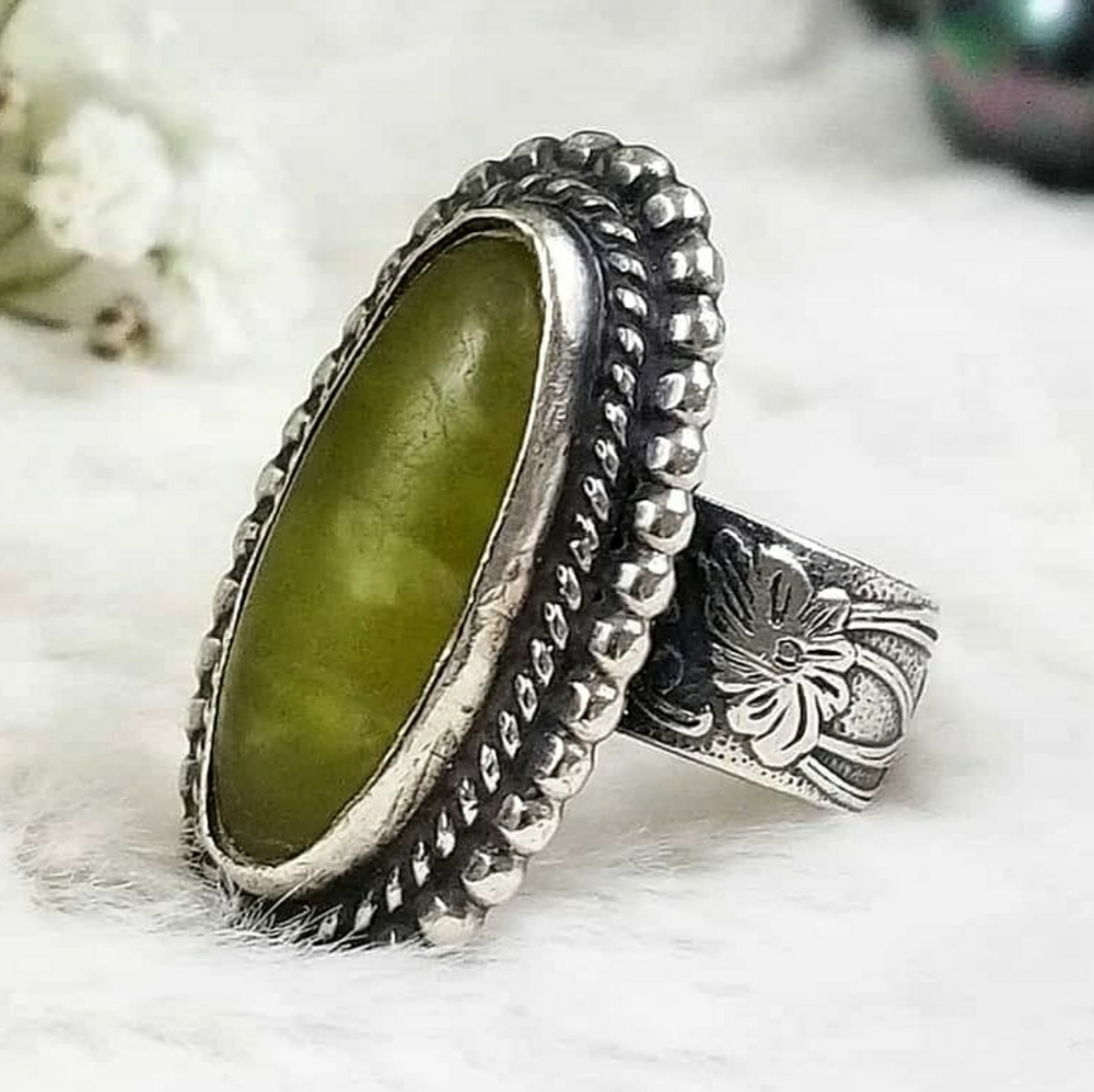 Sterling Silver Serpentine Art Nouveau Motif Ring - Picture 1 of 9